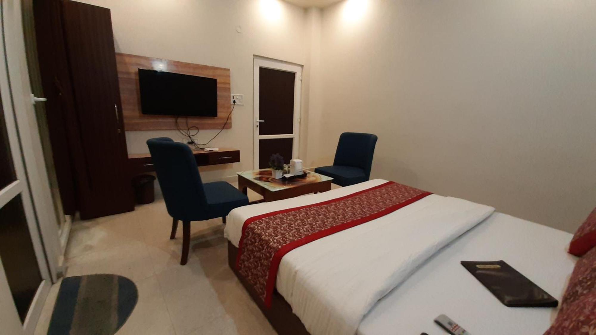 Hotel Ventures Inn Amritsar Quarto foto